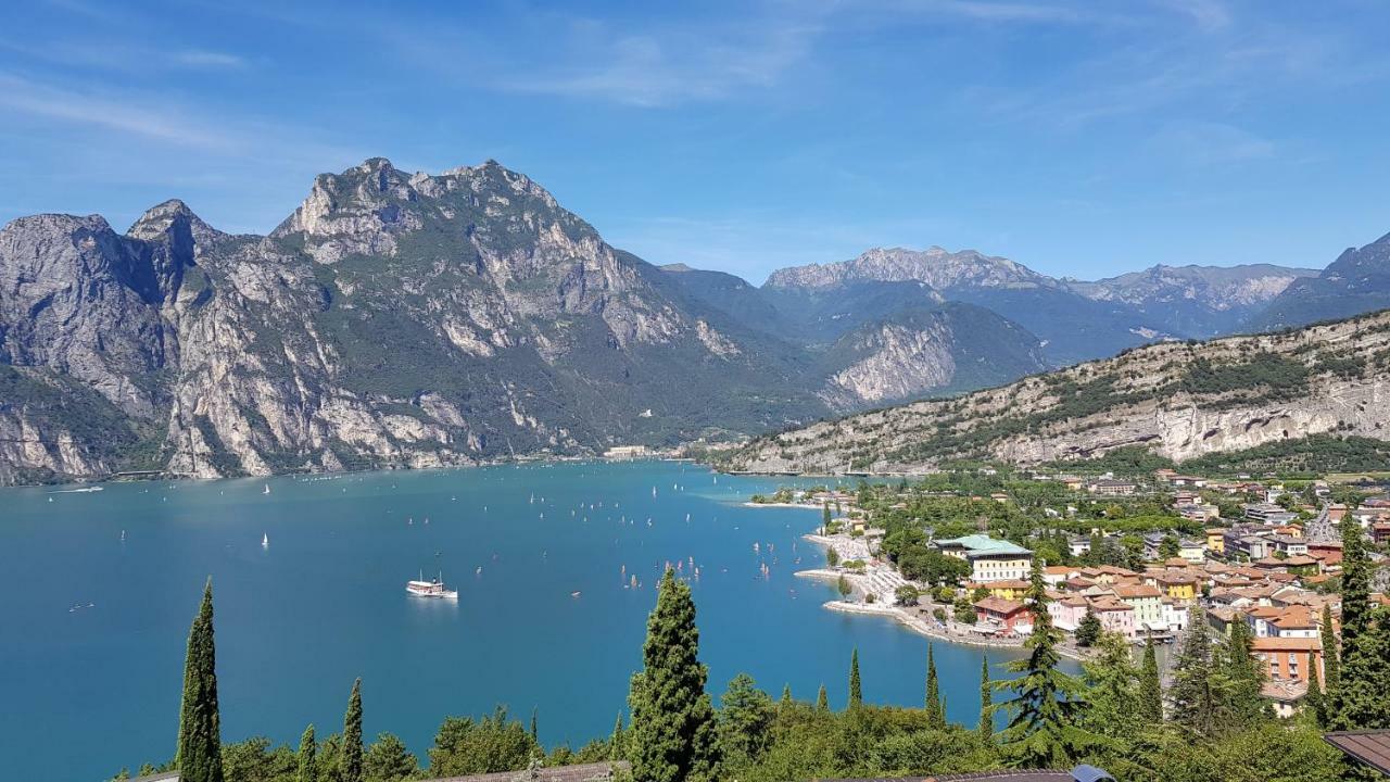 Panorama Apartment Torbole Sul Garda Exterior photo