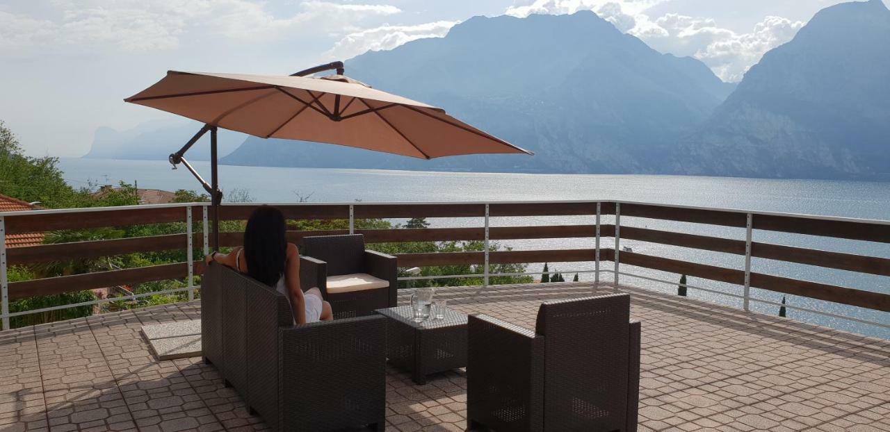 Panorama Apartment Torbole Sul Garda Exterior photo